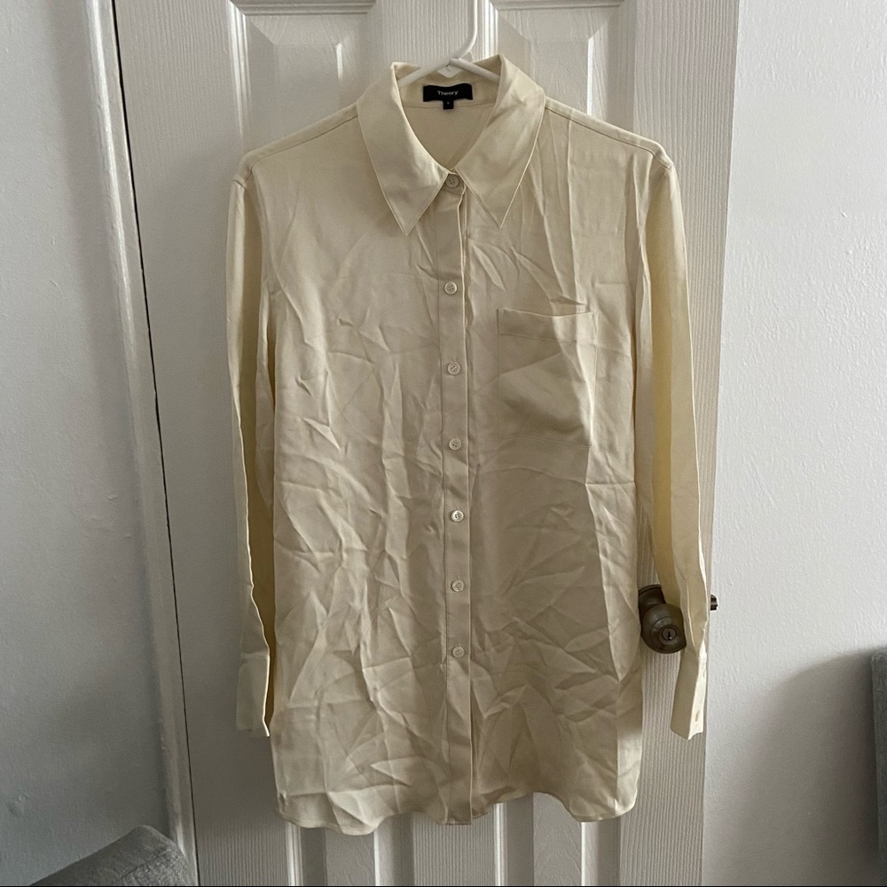 NWOT: Theory Silk Buttondown